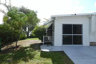 922 Bougainvillea Cir, Barefoot Bay, FL 32976 - Photo 5