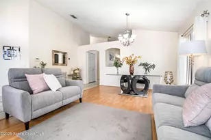 1350 Creekview Ct, St. Cloud, FL 34772 - Photo 5