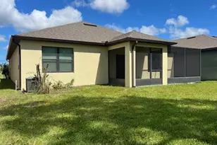 900 Old Country Rd S E, Palm Bay, FL 32909 - Photo 27