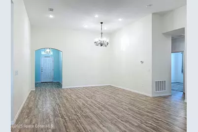 242 Heritage Street SW, Palm Bay, FL 32909 - Photo 9