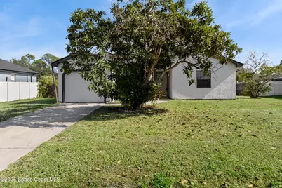 2861 Detached Circle SE, Palm Bay, FL 32909 - Photo 1