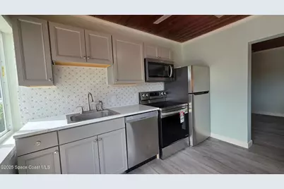 6411 Ridgewood Avenue, Cocoa Beach, FL 32931 - Photo 3