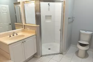 826 Middleton Dr SW, Vero Beach, FL 32962 - Photo 13