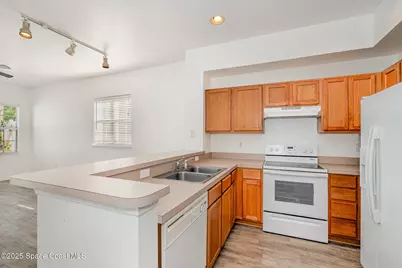 105 Turpial Way #104, Melbourne, FL 32901 - Photo 5