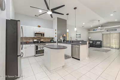 918 Pine Creek Circle NE, Palm Bay, FL 32905 - Photo 9