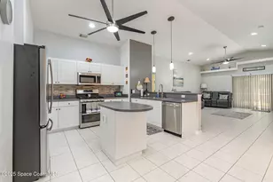 918 Pine Creek Cir NE, Palm Bay, FL 32905 - Photo 9