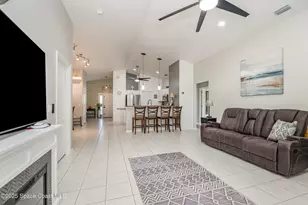 918 Pine Creek Cir NE, Palm Bay, FL 32905 - Photo 5