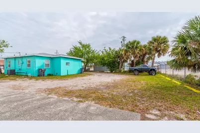 515 Garden Street, Titusville, FL 32796 - Photo 9