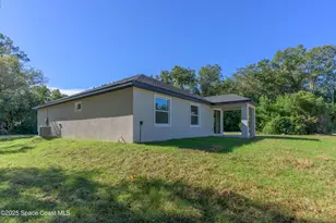 132 Caracas Rd, Debary, FL 32713 - Photo 9