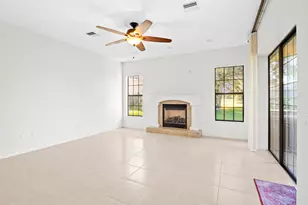 896 Yellow Wood Ct SE, Palm Bay, FL 32909 - Photo 9