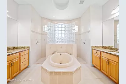 896 Yellow Wood Court SE, Palm Bay, FL 32909 - Photo 5