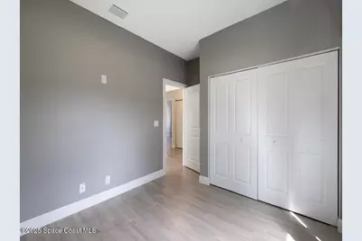 1395 17th Court SW, Vero Beach, FL 32962 - Photo 19