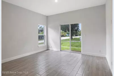 1395 17th Court SW, Vero Beach, FL 32962 - Photo 7