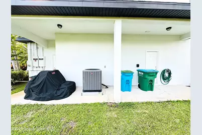 4762 Blossom Ridge Place, Grant-Valkaria, FL 32949 - Photo 11