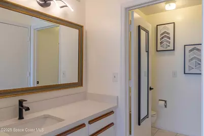 4870 Lake Waterford Way Way W #1-221, Melbourne, FL 32901 - Photo 15