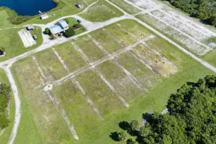 000E Berry Rd, Grant-Valkaria, FL 32949 - Photo 1