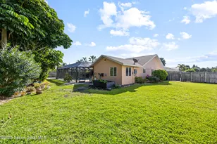 162 River Walk Dr, Melbourne Beach, FL 32951 - Photo 11