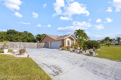 162 River Walk Drive, Melbourne Beach, FL 32951 - Photo 13