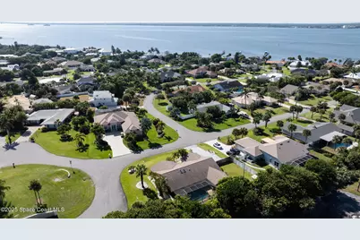 162 River Walk Drive, Melbourne Beach, FL 32951 - Photo 15