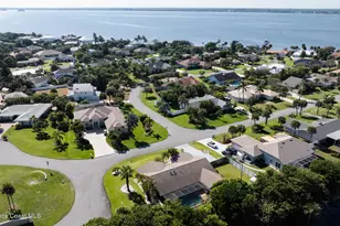 162 River Walk Dr, Melbourne Beach, FL 32951 - Photo 15