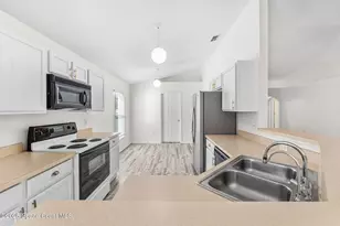 1167 White Oak Cir, Melbourne, FL 32934 - Photo 7