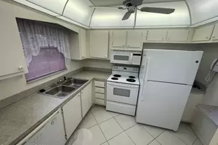 171 Cape Shores Cir, Cape Canaveral, FL 32920 - Photo 3