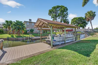 1040 Carrigan Boulevard, Merritt Island, FL 32952 - Photo 3