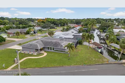 1040 Carrigan Boulevard, Merritt Island, FL 32952 - Photo 7