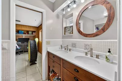 1040 Carrigan Boulevard, Merritt Island, FL 32952 - Photo 53