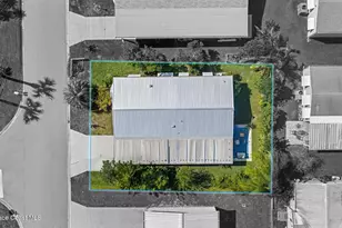 433 Marlin Cir, Barefoot Bay, FL 32976 - Photo 37