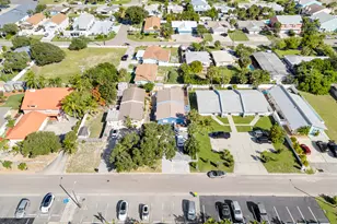 208 Cleveland Ave, Cocoa Beach, FL 32931 - Photo 23