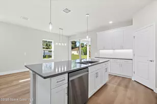 826 Hartsdale Ave SW, Palm Bay, FL 32908 - Photo 31