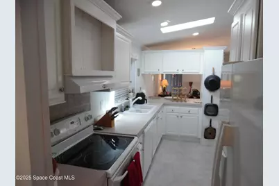 305 Egret Circle S, Barefoot Bay, FL 32976 - Photo 17