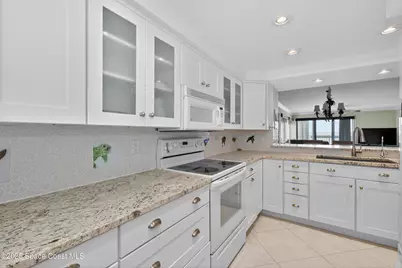2727 N Highway A1A #501, Indialantic, FL 32903 - Photo 5
