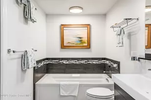 1208 River Dr, Melbourne, FL 32901 - Photo 17