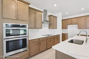 1004 Connolly Ln NE, Palm Bay, FL 32905 - Photo 5