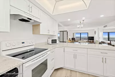 7520 Ridgewood Avenue #906, Cape Canaveral, FL 32920 - Photo 13