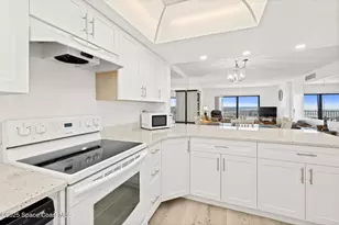 7520 Ridgewood Ave, Cape Canaveral, FL 32920 - Photo 13