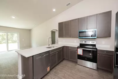 250 Frederick Street SW, Palm Bay, FL 32908 - Photo 11