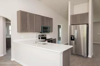 250 Frederick Street SW, Palm Bay, FL 32908 - Photo 5