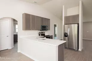 250 Frederick St SW, Palm Bay, FL 32908 - Photo 9