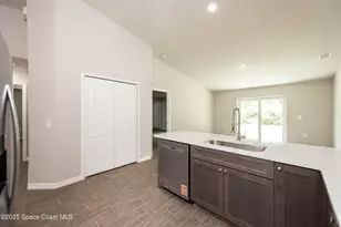 348 Frederick St SW, Palm Bay, FL 32908 - Photo 15