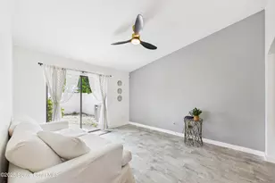 1010 Luminary Cir, Melbourne, FL 32901 - Photo 19