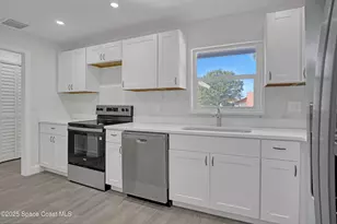 2270 Queen Anne St, Merritt Island, FL 32952 - Photo 11