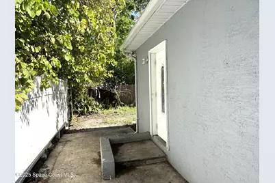 415 S Robbins Avenue #B, Titusville, FL 32796 - Photo 17