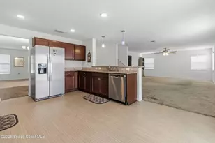546 Cooper Ct SW, Palm Bay, FL 32908 - Photo 5