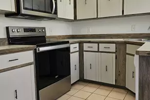 391 Cypress Point Dr, Melbourne, FL 32940 - Photo 15