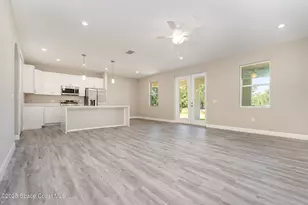 900 Lava St SE, Palm Bay, FL 32909 - Photo 11