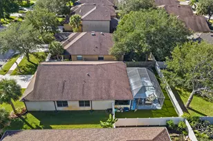 4146 Aiken Ln, Melbourne, FL 32901 - Photo 39