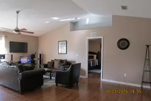 534 White Plains Ave SW, Palm Bay, FL 32908 - Photo 11